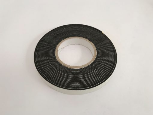 Kompriband zwischen Stahl/Holz und Bodendiele